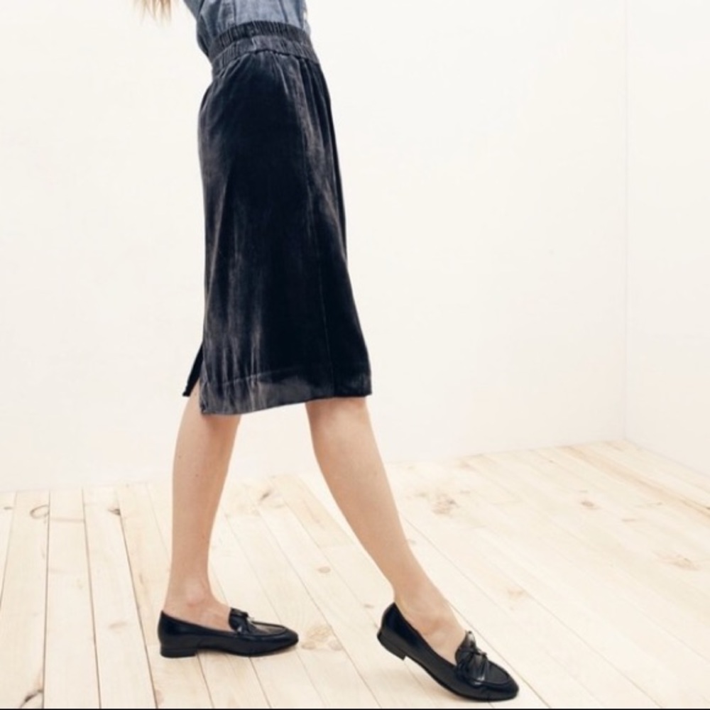 J crew midnight navy pull on velvet skirt